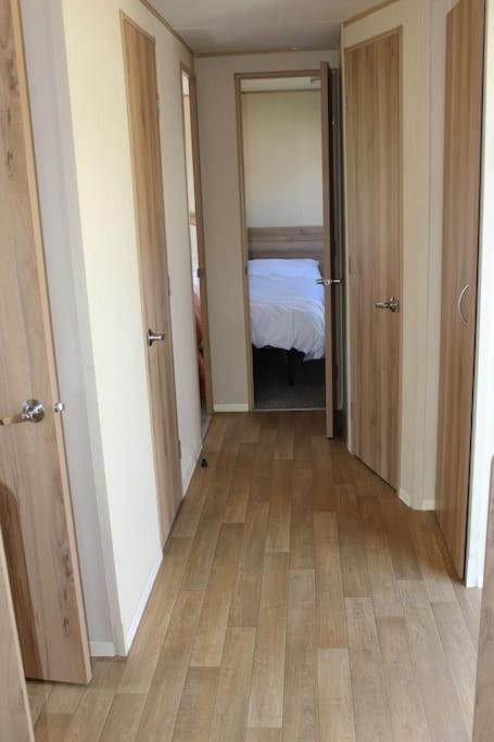 Apartment Norfolk Broads Caravan Sleeps 8